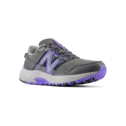 Souliers New Balance pour femmes - 410 V8